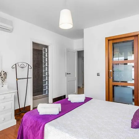Nora Villa Sant Lluis